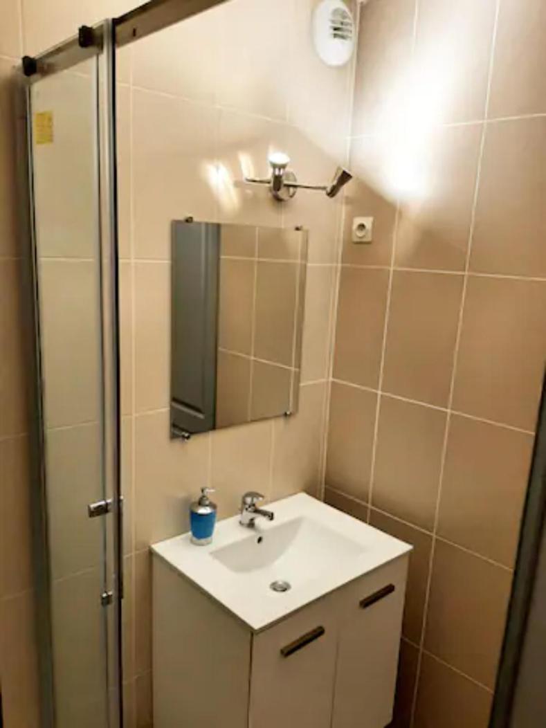 Le Petit Charmeur, Parking, Wifi, Gare Apartment Flers  Luaran gambar