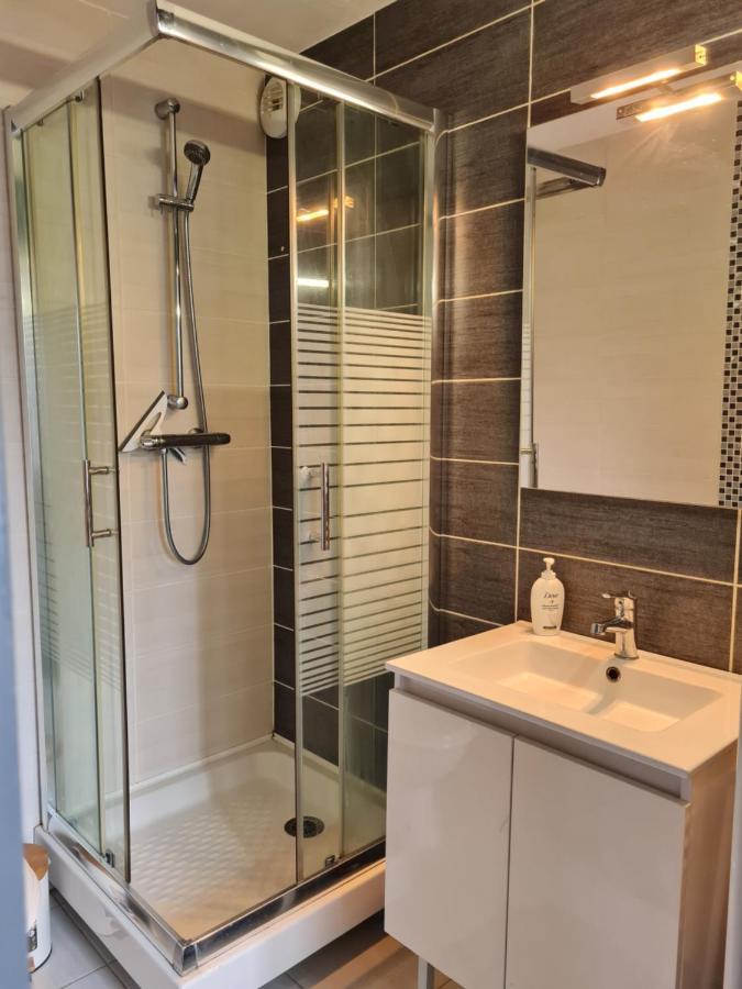 Le Petit Charmeur, Parking, Wifi, Gare Apartment Flers  Luaran gambar